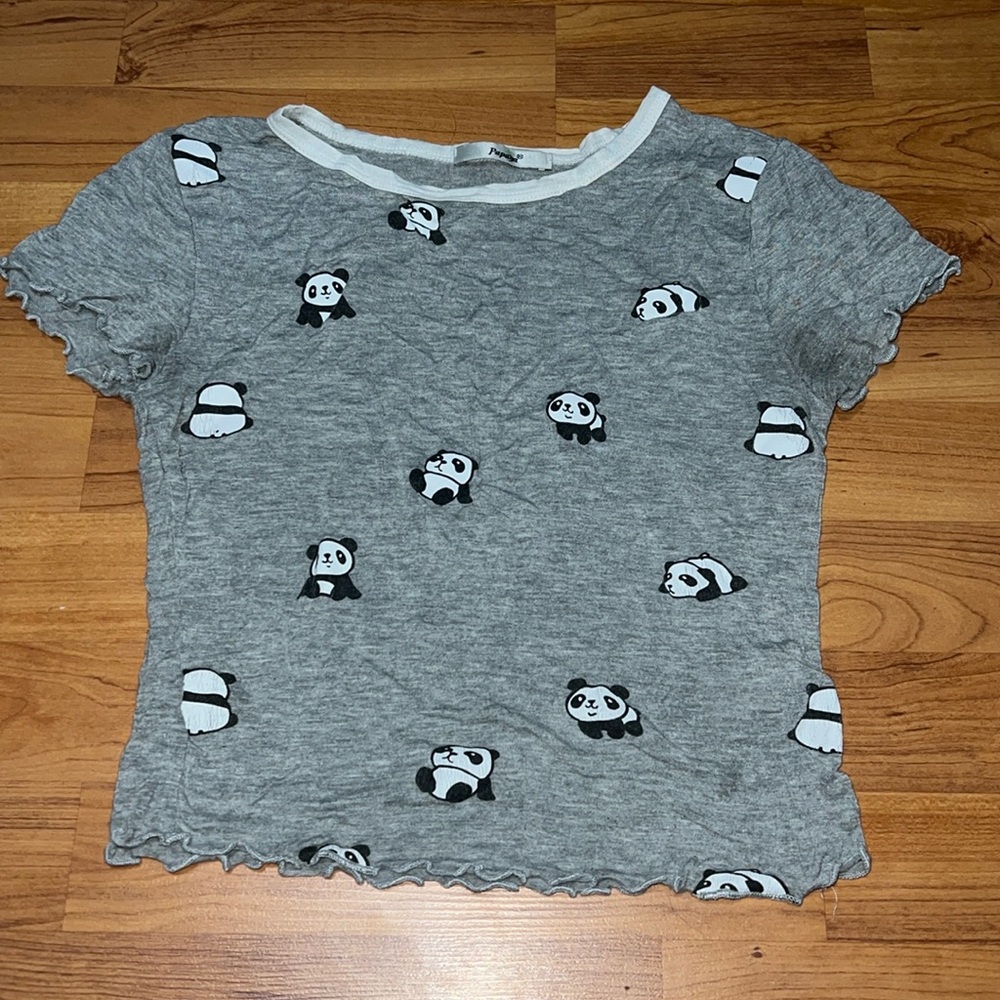 Women’s panda crop top size small
